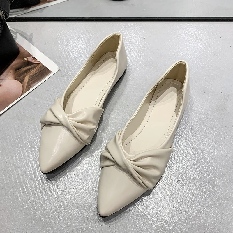 Women Pointed Flat Evening Shoes Fairy Style Gentle Shallow Mouth Single Shoes 
Women Pointed Flat Evening Shoes Fairy Style Gentle Shallow Mouth Single Shoes