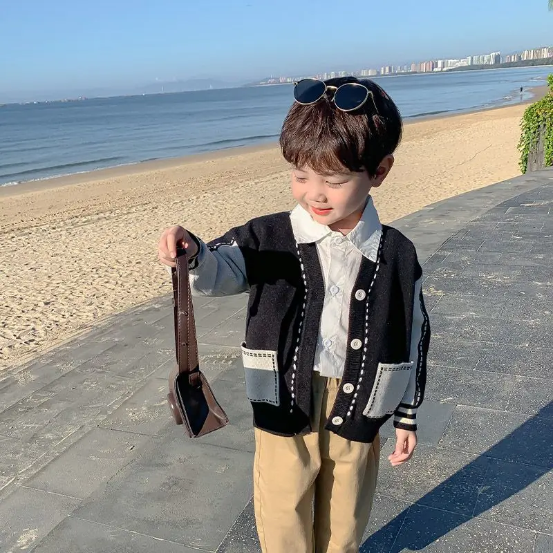 Детский однотонный вязаный кардиган, свитер на осень и весну, свитер для мальчиков, детская мягкая одежда для мальчиков, топы для малышей, наряд, одежда F64
Детский однотонный вязаный кардиган, свитер на осень и весну, свитер для мальчиков, детская мягкая одежда для мальчиков, топы для малышей, наряд, одежда F64