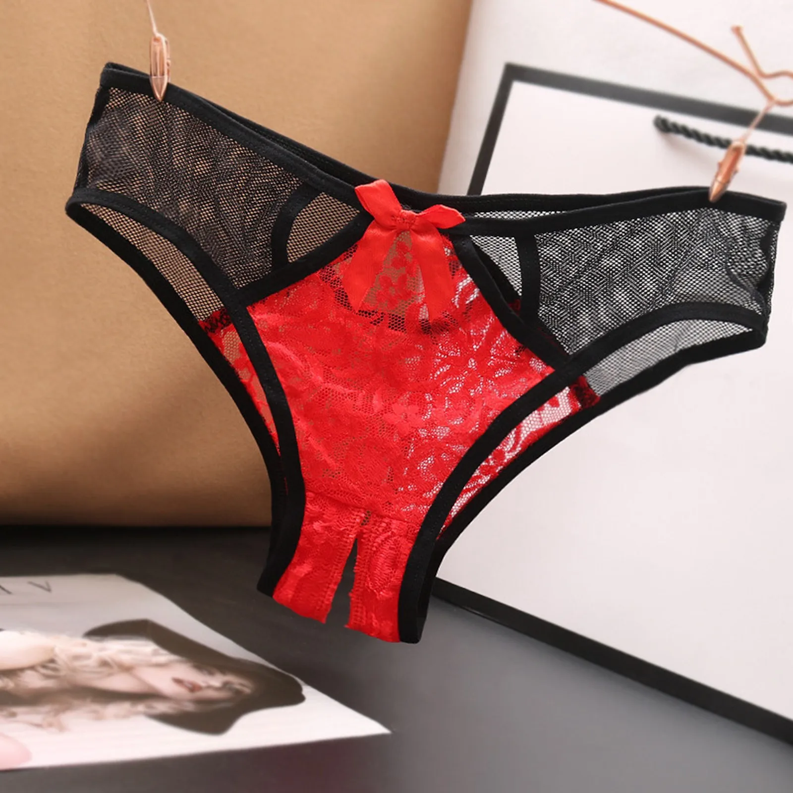 Women's Sexy Underpants Open Crotch Panties Low Waist Lace Briefs Underwear Hollow Out Thong High Quality Underpants Lingerie
Women's Sexy Underpants Open Crotch Panties Low Waist Lace Briefs Underwear Hollow Out Thong High Quality Underpants Lingerie