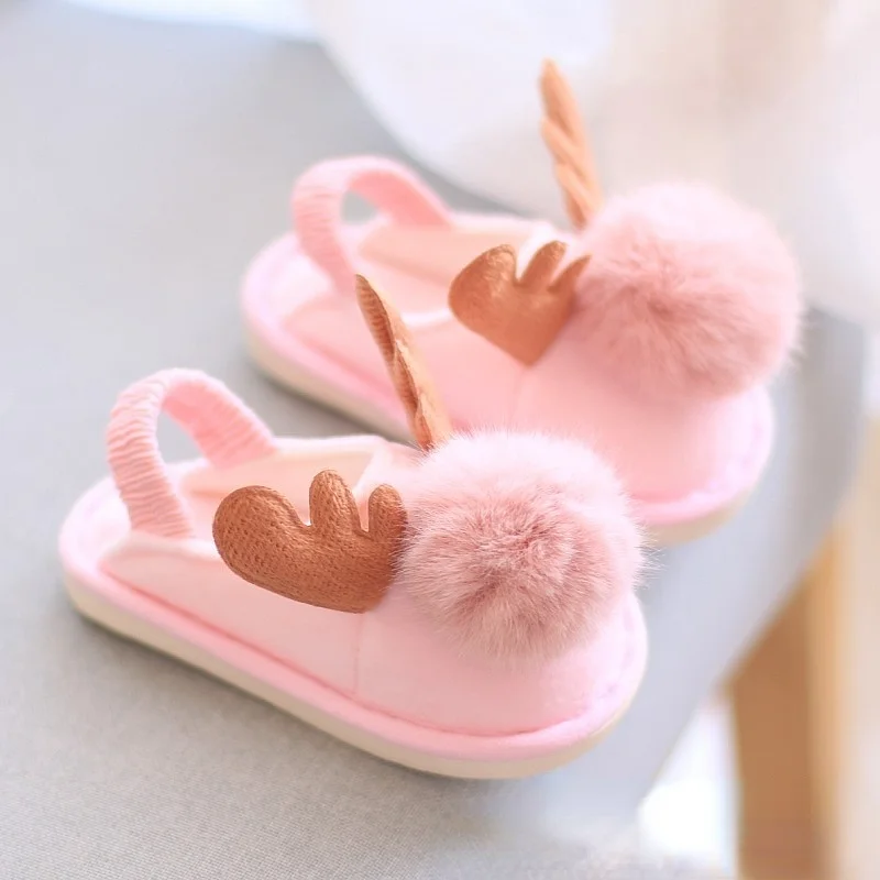 2022 Cute Reindeer Kids Furry Slides for Boys Girls Christmas Element Baby Toddler Child Indoor Shoes Hairball Kids Slippers
2022 Cute Reindeer Kids Furry Slides for Boys Girls Christmas Element Baby Toddler Child Indoor Shoes Hairball Kids Slippers