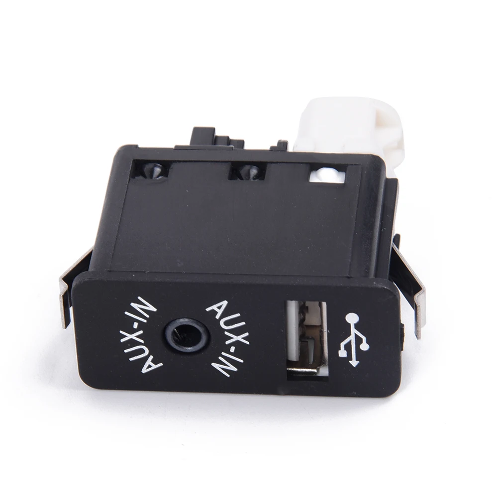 1 шт. USB AUX входной разъем переключатель для BMW E81 E87 E90 F10 F12 E70 E82 F10 E91 E92 E93 84109237653 84 10 9 237 653/9237653
1 шт. USB AUX входной разъем переключатель для BMW E81 E87 E90 F10 F12 E70 E82 F10 E91 E92 E93 84109237653 84 10 9 237 653/9237653