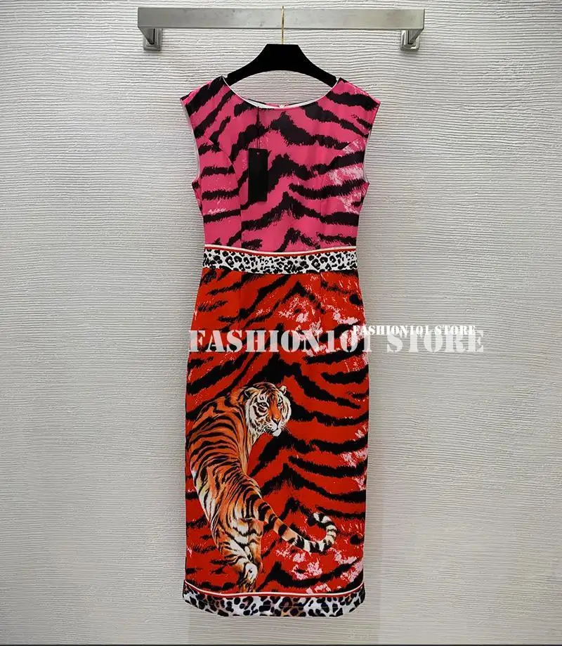 luxury designer 2022 summer dresses for women high end branded Tiger Pattern vintage 50s style Slim fit Sheath woman dress S-L
luxury designer 2022 summer dresses for women high end branded Tiger Pattern vintage 50s style Slim fit Sheath woman dress S-L