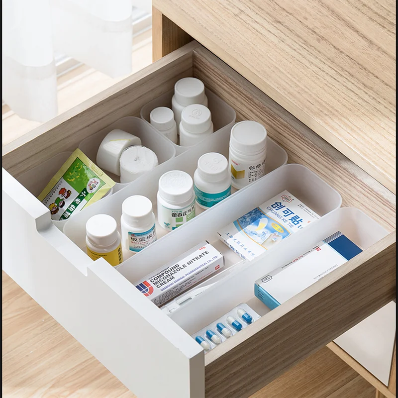 Separated Combination Storage Box Kitchen Drawer Medicine Plastic Nordic Brush Office Desktop Corner Storage Box Pen Holder
Separated Combination Storage Box Kitchen Drawer Medicine Plastic Nordic Brush Office Desktop Corner Storage Box Pen Holder