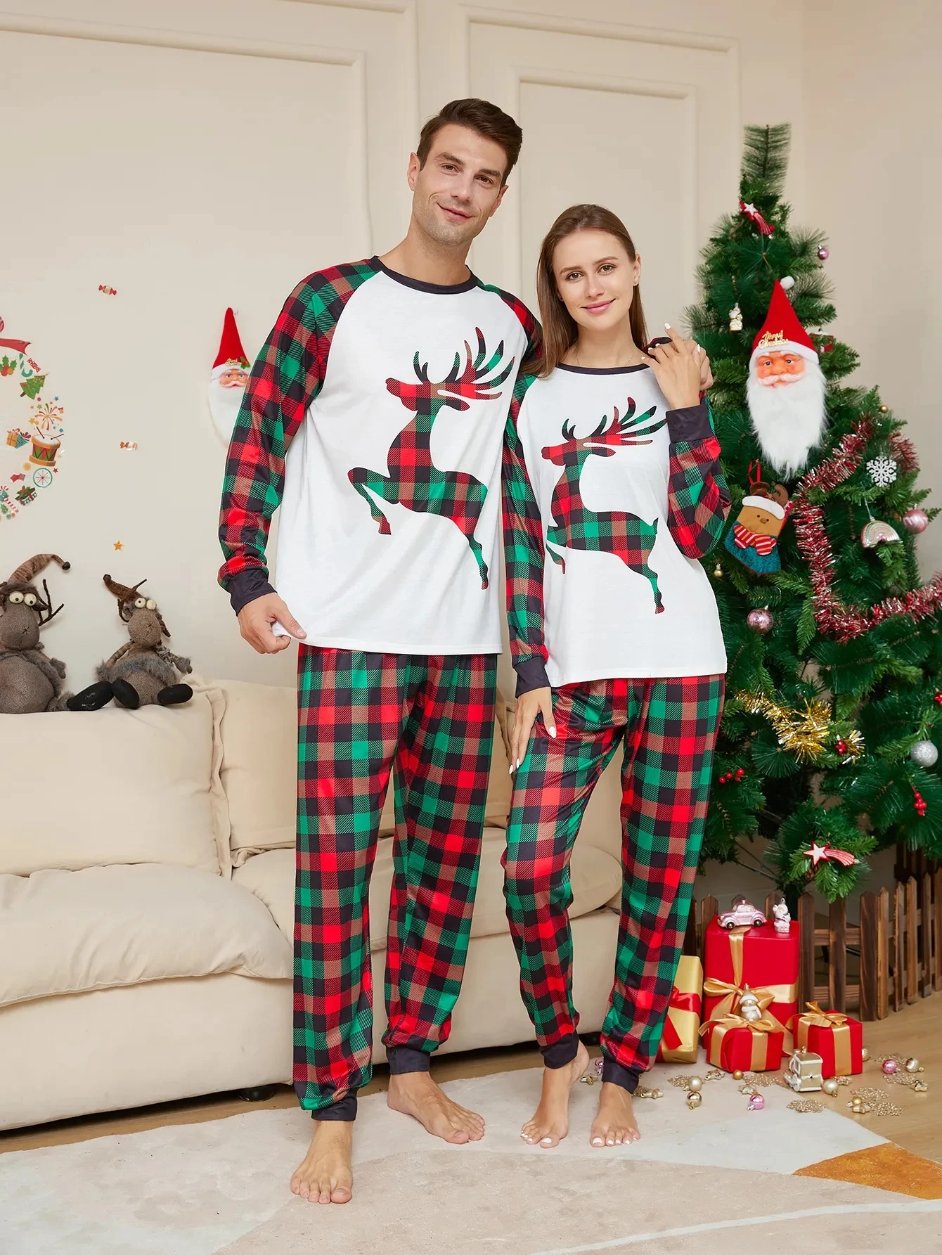 Xmas Pjs Plaid Long Sleeve Couples Mommy Daughter Daddy Son Mother Father Kids Baby Family Matching Christmas Pajamas Set 2023
Xmas Pjs Plaid Long Sleeve Couples Mommy Daughter Daddy Son Mother Father Kids Baby Family Matching Christmas Pajamas Set 2023