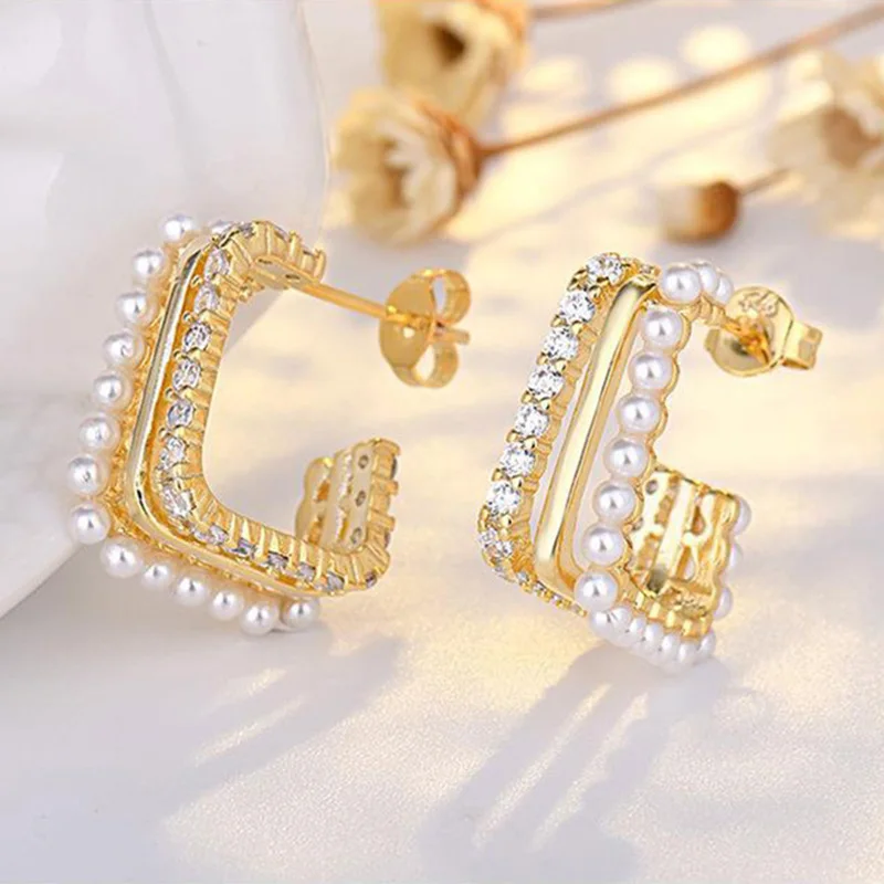 

Aesthetic Imitation Pearl Hoop Earrings for Women Korean Fashion C Shape Ear Studs Zircon Gold Color Cartilage Jewelry