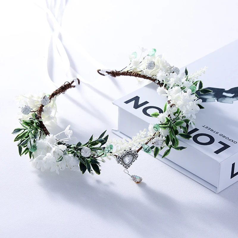 Itacazzo Bride Dressing Prop 1 Flower Decoration Hair Hoop&Suitable for Women's Ball Parties, Travel Photography
Itacazzo Bride Dressing Prop 1 Flower Decoration Hair Hoop&Suitable for Women's Ball Parties, Travel Photography