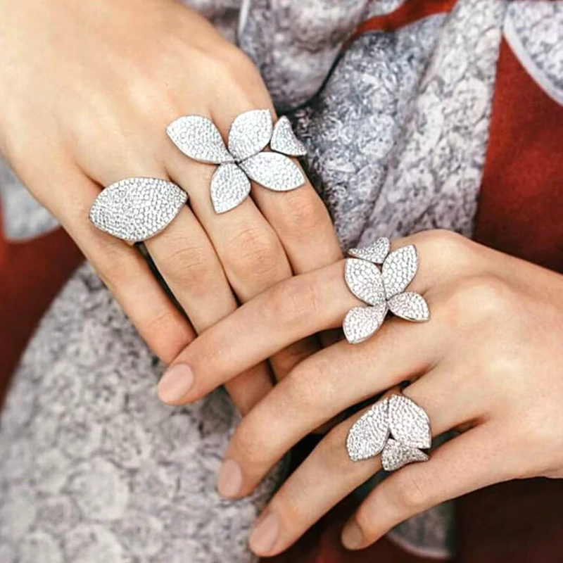 JUNZI Luxury Leaf AAA+ Cubic Zircon Open Rings Micro Pave Setting Flower Shaped Big Ring for Women Silver Color Finger Jewelry
JUNZI Luxury Leaf AAA+ Cubic Zircon Open Rings Micro Pave Setting Flower Shaped Big Ring for Women Silver Color Finger Jewelry
