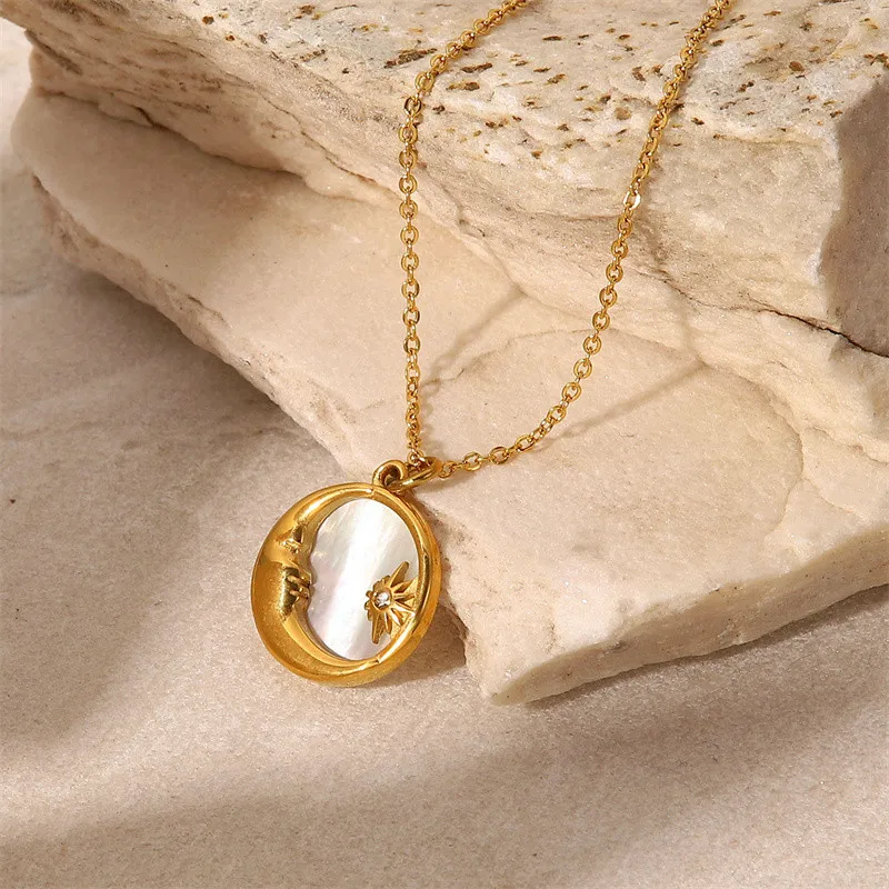 Minimalistic 18K Gold Titanium Steel Women's Jewelry Luxury Natural Thick White Shell Star Moon Round Pendant Necklace JDN21076
Minimalistic 18K Gold Titanium Steel Women's Jewelry Luxury Natural Thick White Shell Star Moon Round Pendant Necklace JDN21076