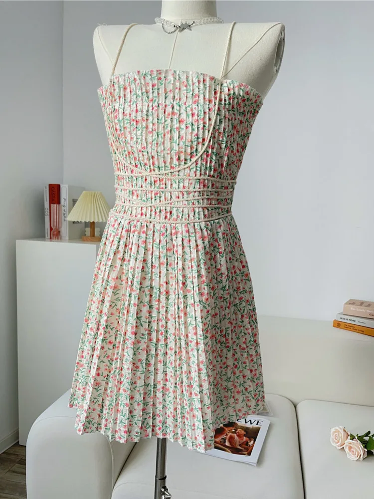 Broken Flower Suspender Dress Women's High Sense Summer 2022 New Waist Slim Sexy Spice Girl Pure Desire Short Skirt
Broken Flower Suspender Dress Women's High Sense Summer 2022 New Waist Slim Sexy Spice Girl Pure Desire Short Skirt