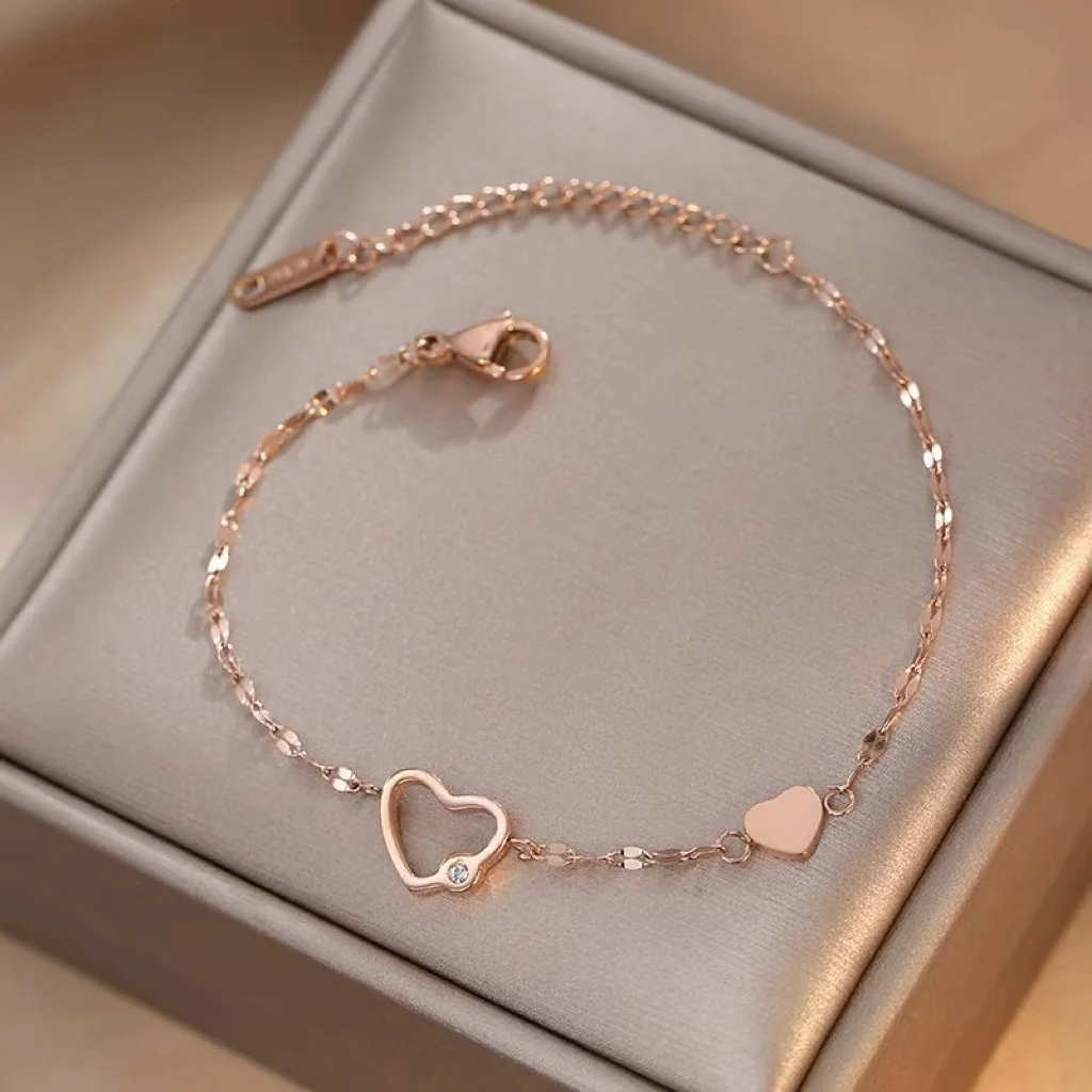 2023 New Fashion Trend Titanium Stainless Steel Elegant Delicate Zircon Heart Bracelet Women Jewelry Wedding Party Premium Gifts
2023 New Fashion Trend Titanium Stainless Steel Elegant Delicate Zircon Heart Bracelet Women Jewelry Wedding Party Premium Gifts