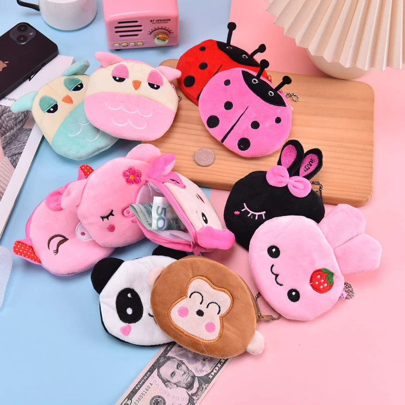 1Pc Cute Strawberry Coin Purse Lovely Plush Zipper Coin Wallet Purse Key Bag Fruit Animal Wallet Students Pen Pencil Case Bag
1Pc Cute Strawberry Coin Purse Lovely Plush Zipper Coin Wallet Purse Key Bag Fruit Animal Wallet Students Pen Pencil Case Bag