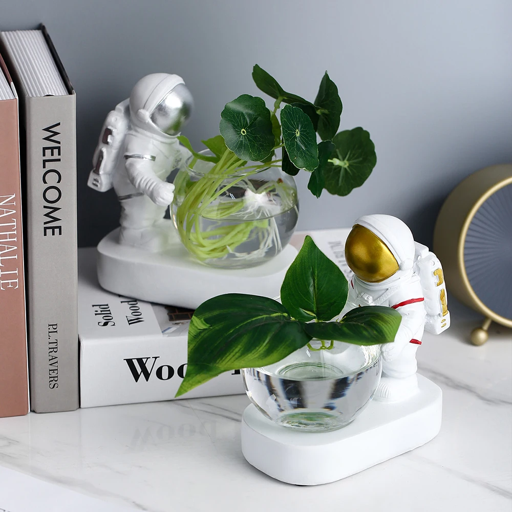 Astronaut Resin Decorative Flower Pots Ornaments Bedroom Living Room Car Ornament Birthday Party Favors Garden Decoration
Astronaut Resin Decorative Flower Pots Ornaments Bedroom Living Room Car Ornament Birthday Party Favors Garden Decoration