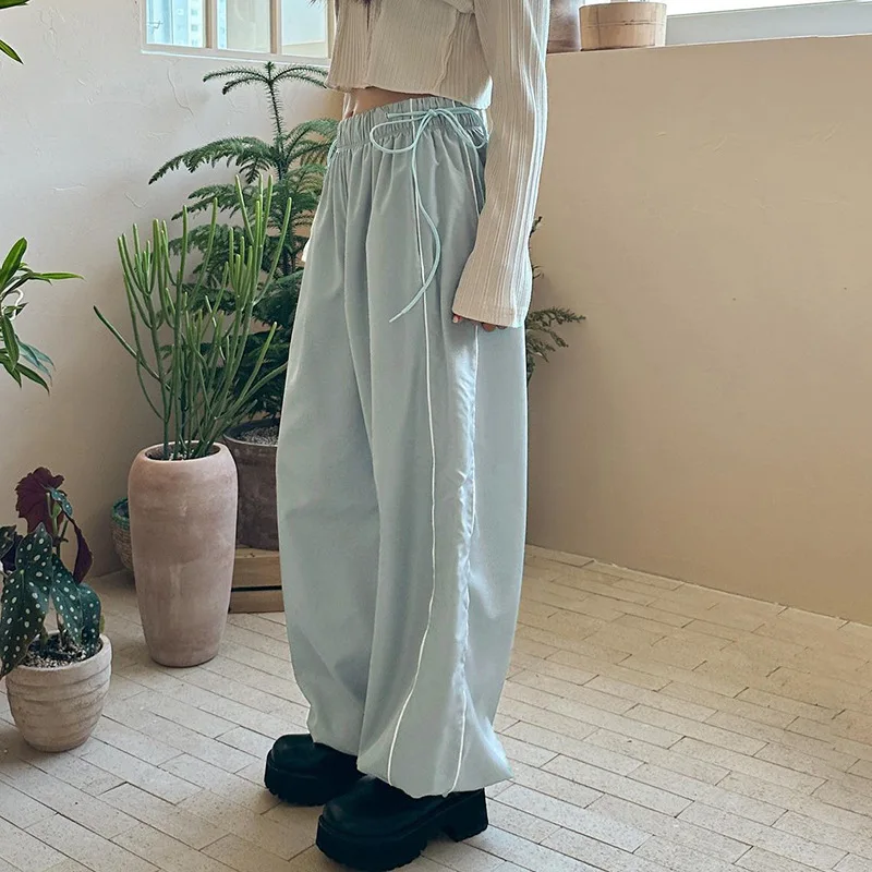 Lace Up High Waisted Trousers Women Y2k Pants Baggy 2000s Streetwear Y2K Grunge Loose Elastic Waist Jogging Casual Sweatpants
Lace Up High Waisted Trousers Women Y2k Pants Baggy 2000s Streetwear Y2K Grunge Loose Elastic Waist Jogging Casual Sweatpants