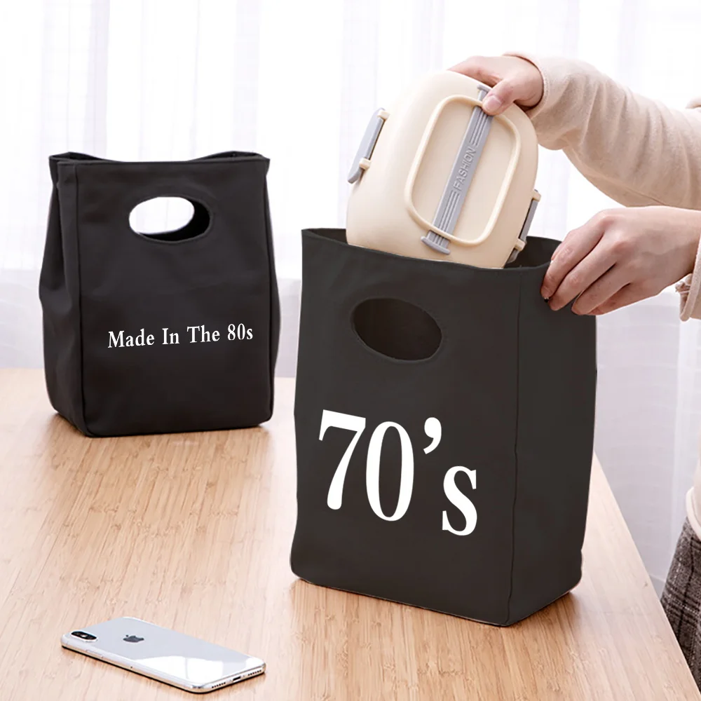 Fashion Portable Lunch Bags Made In The 60s~90s Convenient Lunch Box Tote Food Picnic Bag Durable Bento Pouch Handba Thermal Bag
Fashion Portable Lunch Bags Made In The 60s~90s Convenient Lunch Box Tote Food Picnic Bag Durable Bento Pouch Handba Thermal Bag