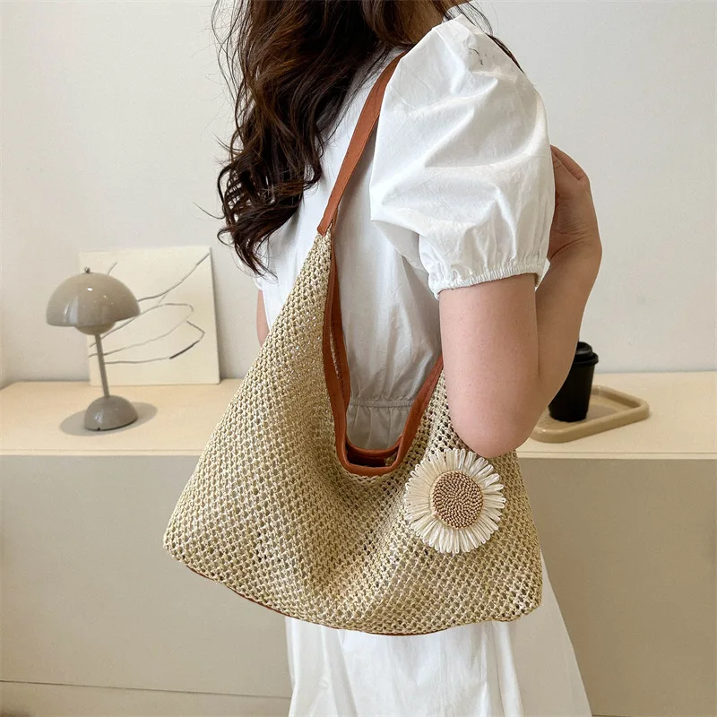 

Вместительная плетеная Сумка-тоут, летняя пляжная соломенная сумка с кисточками, дизайнерская женская богемная сумка на плечо для женщин, Женская дорожная сумка 2023