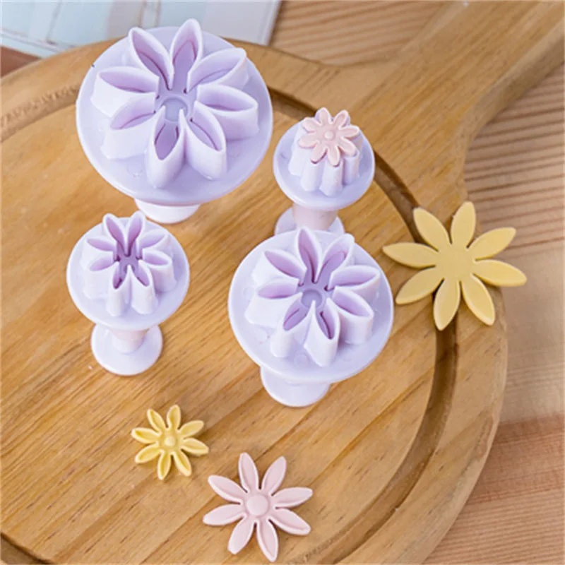 

4Pcs/set Plum Daisy Flower Fondant Cookie Cutter Plunger Mold Cake Decorating Tools Sugarcraft Biscuit Stamp Christmas Cutter
