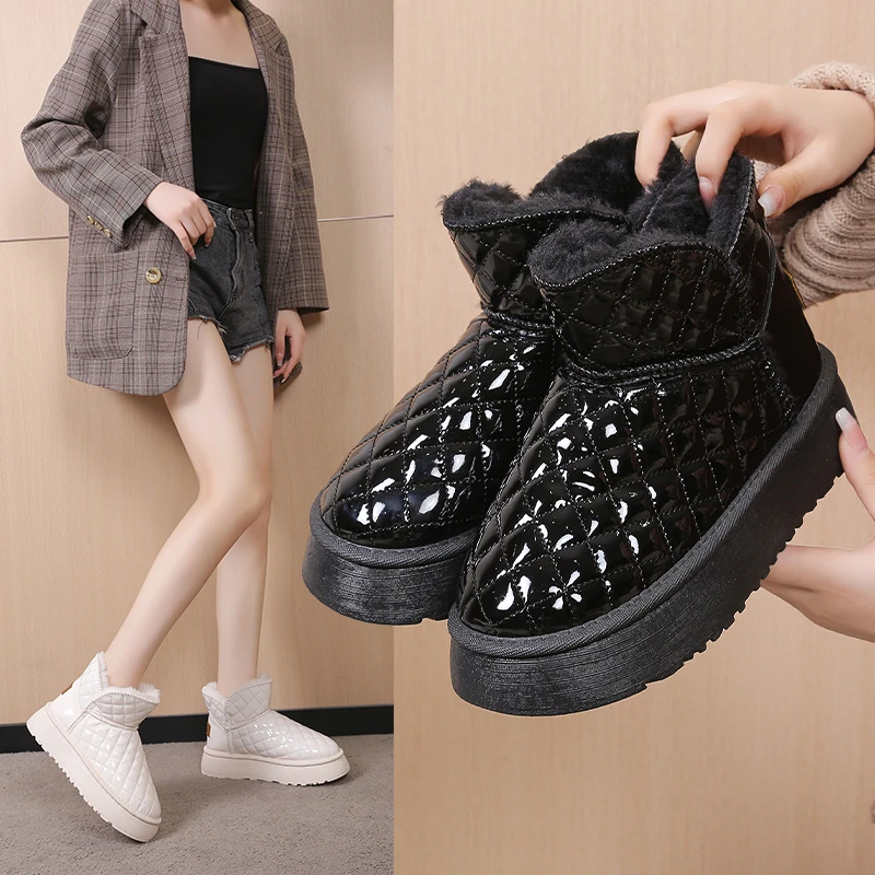 Platform Boots for Women Winter Warm Plush Snow Boots Fashion Checkered Design Anti Slip Waterproof Women's Ankle Boots
Platform Boots for Women Winter Warm Plush Snow Boots Fashion Checkered Design Anti Slip Waterproof Women's Ankle Boots