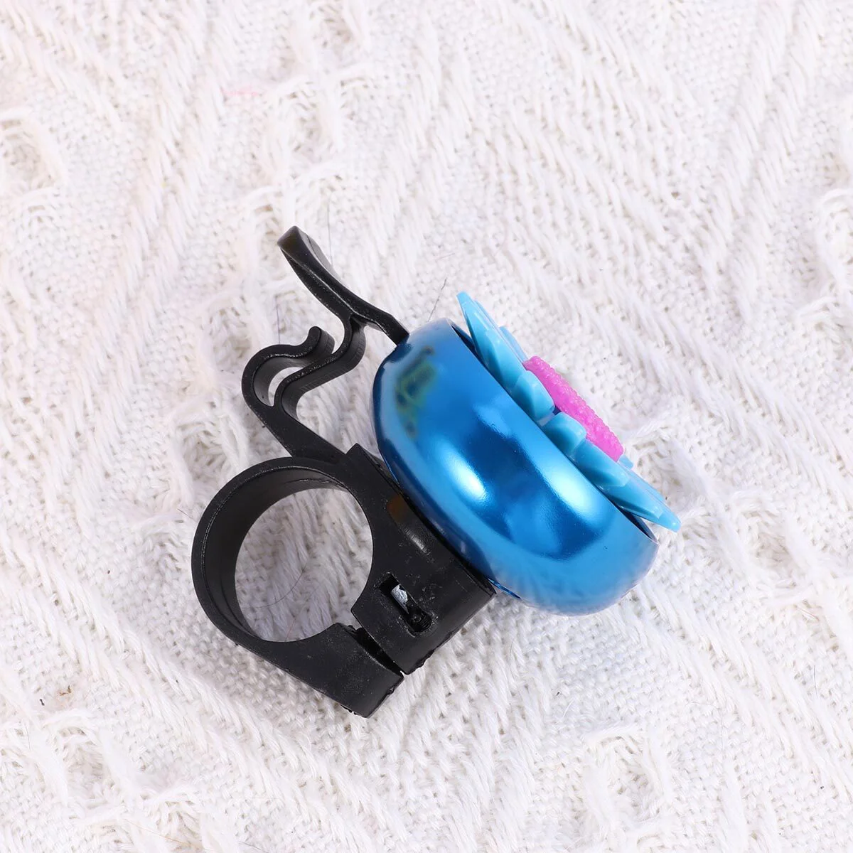 Kids Bike Bell Scooter Bell Flower Shaped Bell Ring Bell Cycling Horns Safety Warning Bell for Kids Children Bike
Kids Bike Bell Scooter Bell Flower Shaped Bell Ring Bell Cycling Horns Safety Warning Bell for Kids Children Bike
