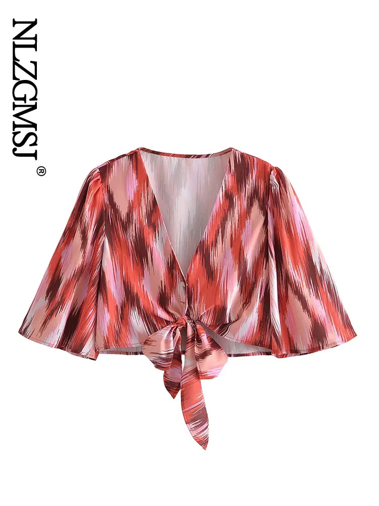 Nlzgmsj ZBZA 2022 Boho Vintage Floral Print Bow Short Blouse Women bohemian V Neck Short Sleeve Ladies Tops 202203
Nlzgmsj ZBZA 2022 Boho Vintage Floral Print Bow Short Blouse Women bohemian V Neck Short Sleeve Ladies Tops 202203