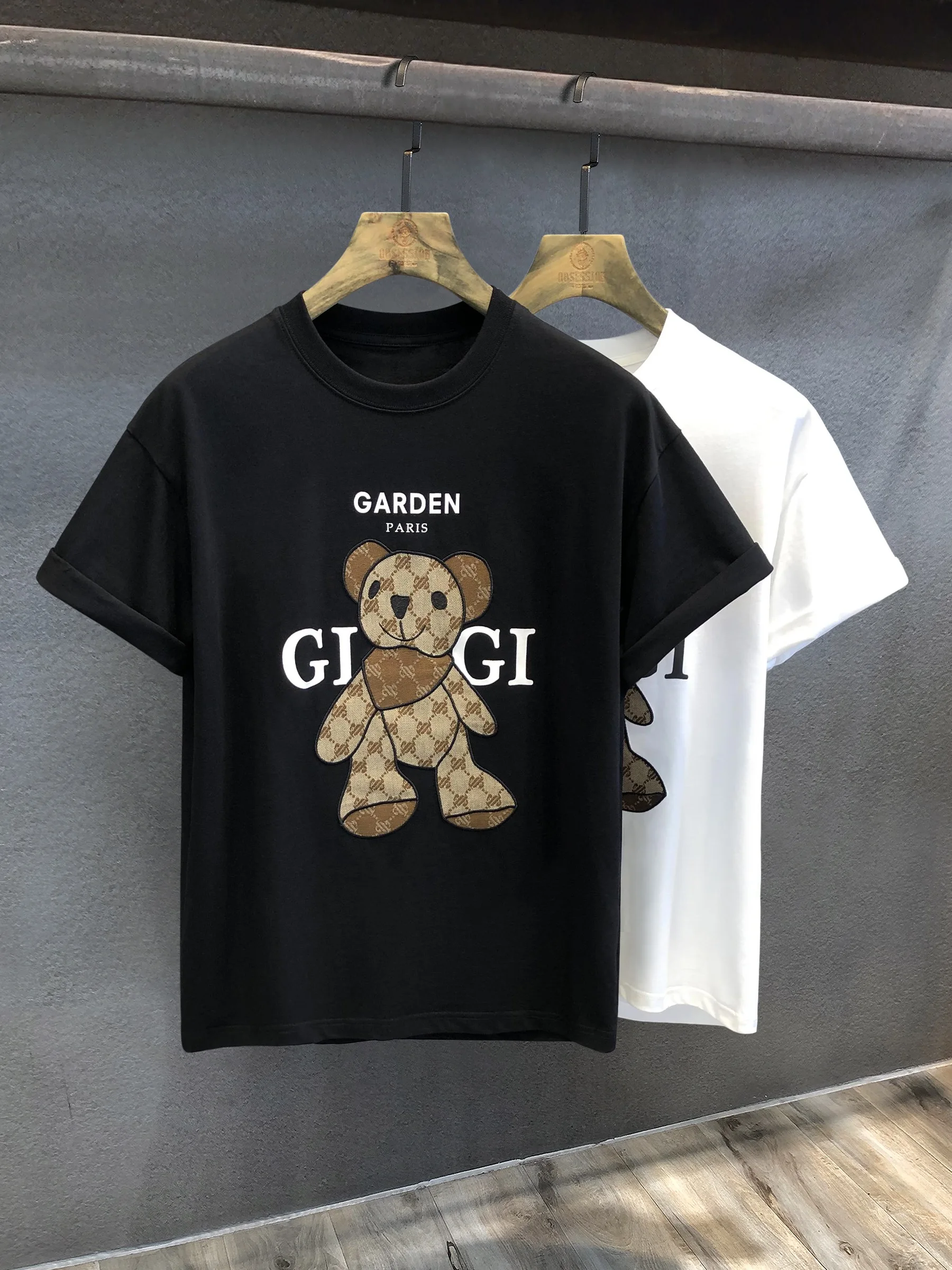Men's Summer Casual T-shirt Regular Loose Round Neck Little Bear Men's Luxury Brand Vintage Oversize Streetwear Jogging Sport
Men's Summer Casual T-shirt Regular Loose Round Neck Little Bear Men's Luxury Brand Vintage Oversize Streetwear Jogging Sport