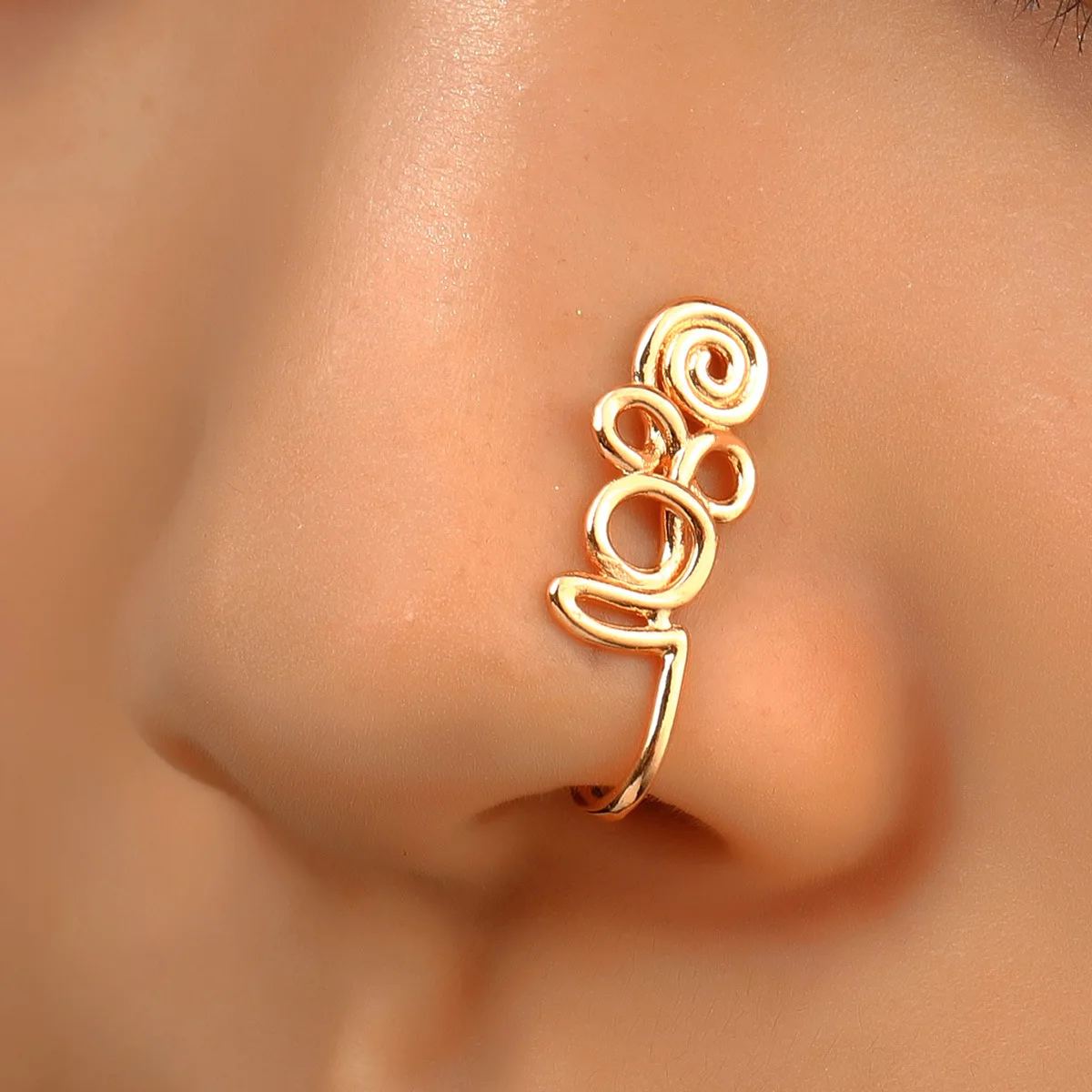 Non-pierced U-shaped Nose Clip Copper Inlaid Copper Inlaid Zircon Star Love Crown Nose Ring Ladies Non Piercing For Woman Summer
Non-pierced U-shaped Nose Clip Copper Inlaid Copper Inlaid Zircon Star Love Crown Nose Ring Ladies Non Piercing For Woman Summer