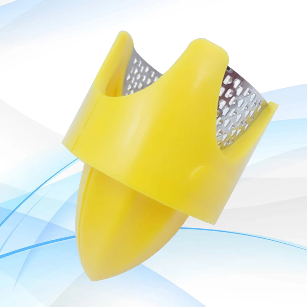 1pc Lemon Grater Safe Practical Handheld Lime Citrus Orange Scraper Peeler for Household Purpose
1pc Lemon Grater Safe Practical Handheld Lime Citrus Orange Scraper Peeler for Household Purpose