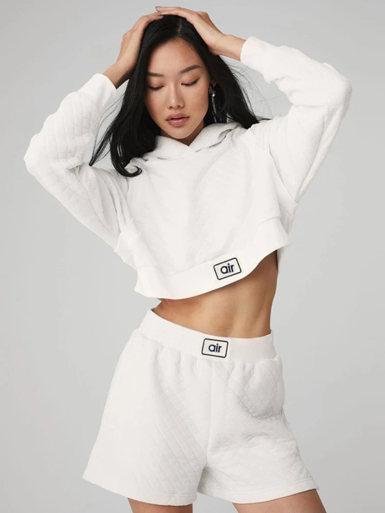 Fashion White Long Sleeve Cropped Hoodies + Sweat Shorts Matching Sets Women 2022 Autumn Casual High Street Tracksuit Outifits
Fashion White Long Sleeve Cropped Hoodies + Sweat Shorts Matching Sets Women 2022 Autumn Casual High Street Tracksuit Outifits