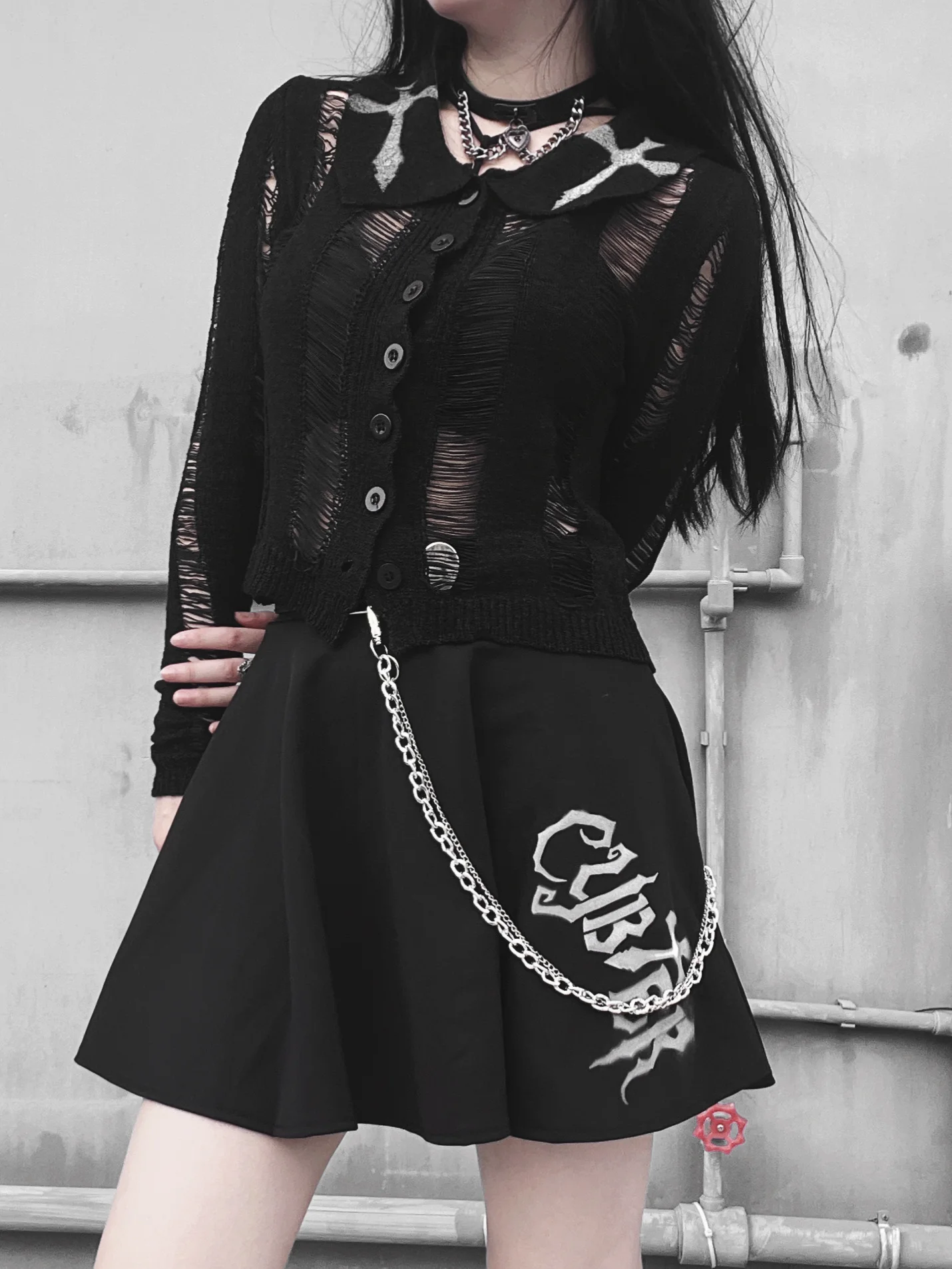 Модный женский свитер в стиле ретро Dark Goth Knits, однобортный, с длинным рукавом, с круглым вырезом, готический стиль, женские сексуальные топы
Модный женский свитер в стиле ретро Dark Goth Knits, однобортный, с длинным рукавом, с круглым вырезом, готический стиль, женские сексуальные топы