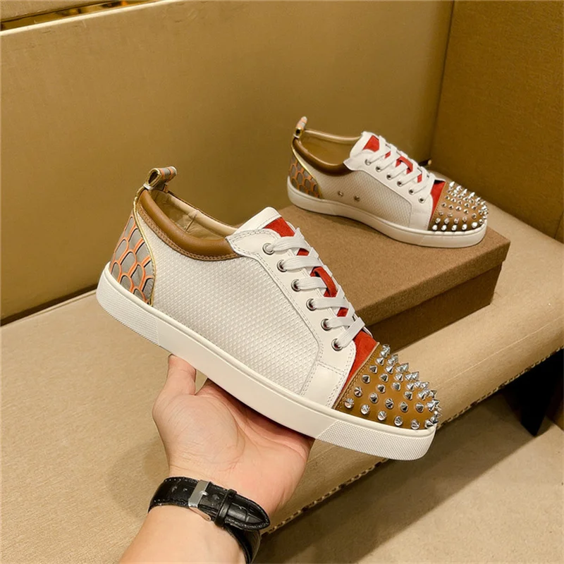 Fashions Luxury Men's Or Women's Rivets Low Tops Red Bottom Shoes Color Blocking Mesh Breathable Casual Flat Casual Sports Shoes
Fashions Luxury Men's Or Women's Rivets Low Tops Red Bottom Shoes Color Blocking Mesh Breathable Casual Flat Casual Sports Shoes