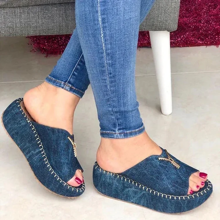 2022 Summer Women Slippers Shoes For Women Thick Sole Flat Bottom Outside Women's Slippers Sandals Large Size 43 Female
2022 Summer Women Slippers Shoes For Women Thick Sole Flat Bottom Outside Women's Slippers Sandals Large Size 43 Female