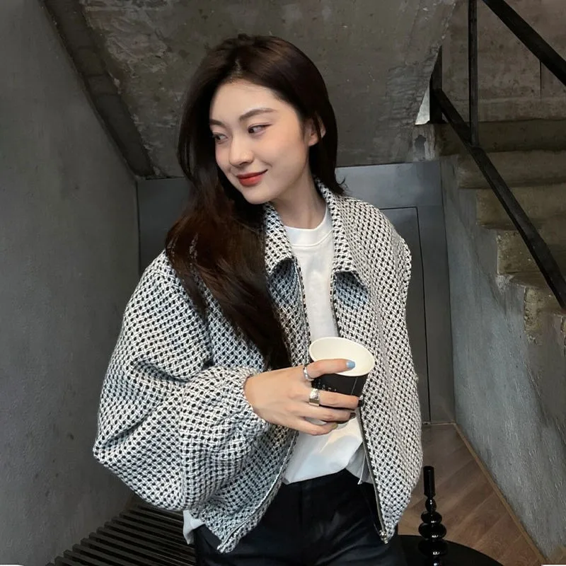 Базовые короткие куртки, женская модная универсальная уличная одежда, повседневное элегантное популярное простое уютное Женское пальто в стиле ретро для отдыха, верхняя одежда
Базовые короткие куртки, женская модная универсальная уличная одежда, повседневное элегантное популярное простое уютное Женское пальто в стиле ретро для отдыха, верхняя одежда