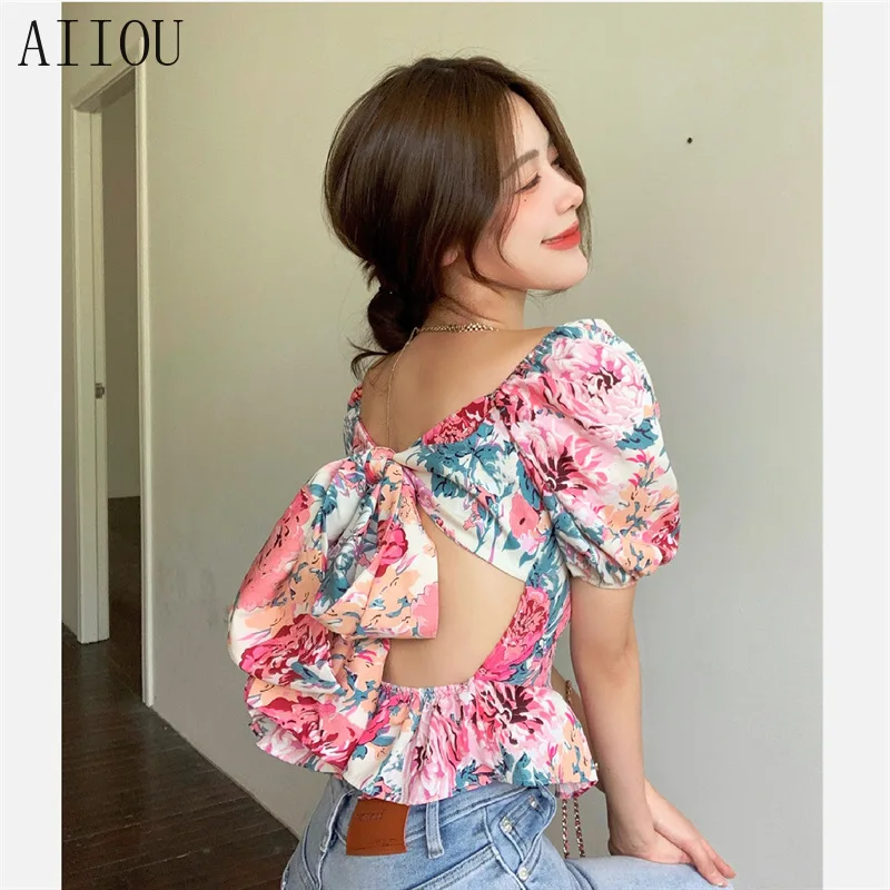 AIIOU Chic Summer Crops Blouse Shirts for Women Harajuku Floral Print All-match Female College Streetwear Blusas Casual Tops
AIIOU Chic Summer Crops Blouse Shirts for Women Harajuku Floral Print All-match Female College Streetwear Blusas Casual Tops