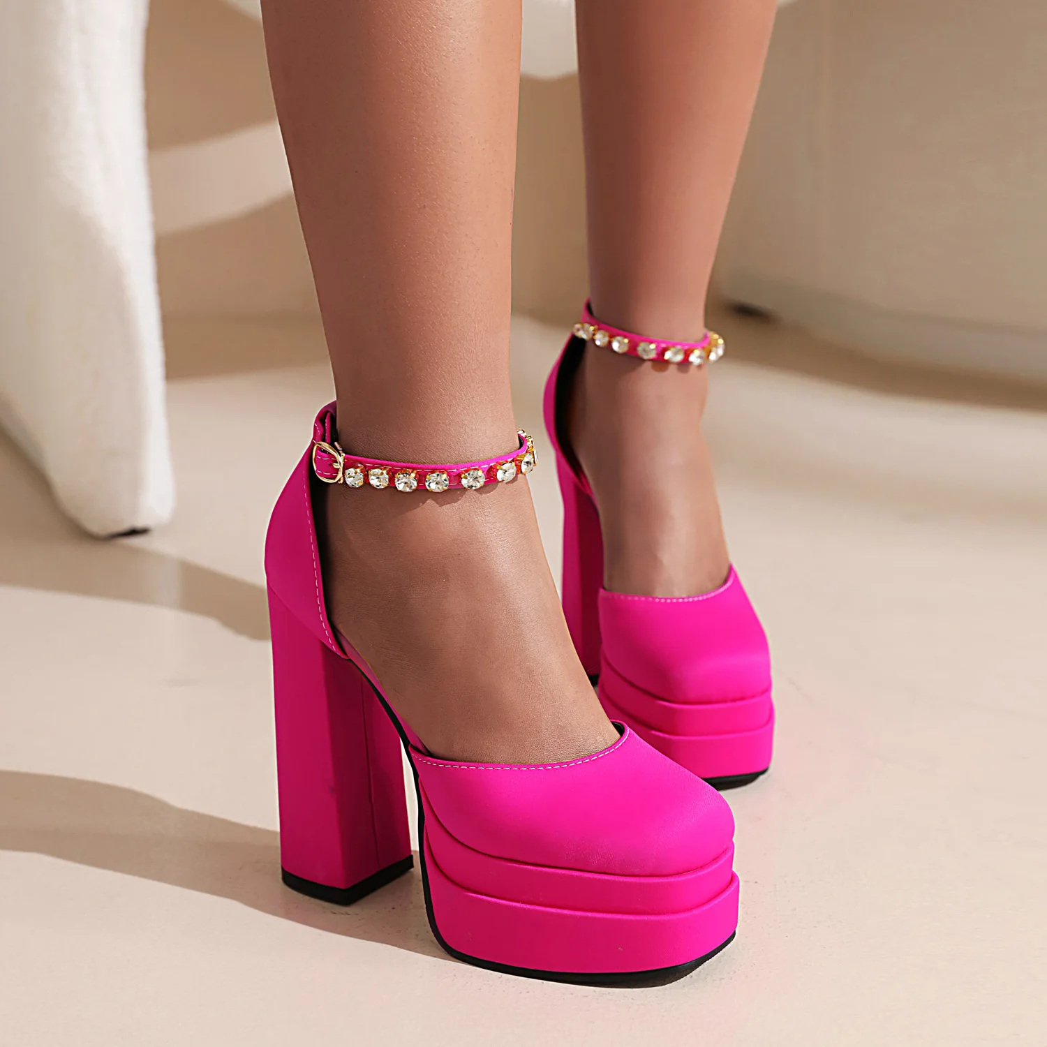 High Heel Double-Layer Water Table Silk Satin Square Head Hollow Women's Foreign Trade Baotou Sandals Sheepskin Rhinestone LX-01
High Heel Double-Layer Water Table Silk Satin Square Head Hollow Women's Foreign Trade Baotou Sandals Sheepskin Rhinestone LX-01