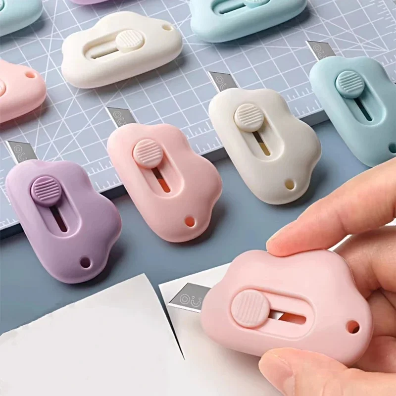 Cute Solid Color Mini Portable Utility Knife for Kids Paper Cutter Cutting Paper Razor Blade School Office Creative Stationery
Cute Solid Color Mini Portable Utility Knife for Kids Paper Cutter Cutting Paper Razor Blade School Office Creative Stationery