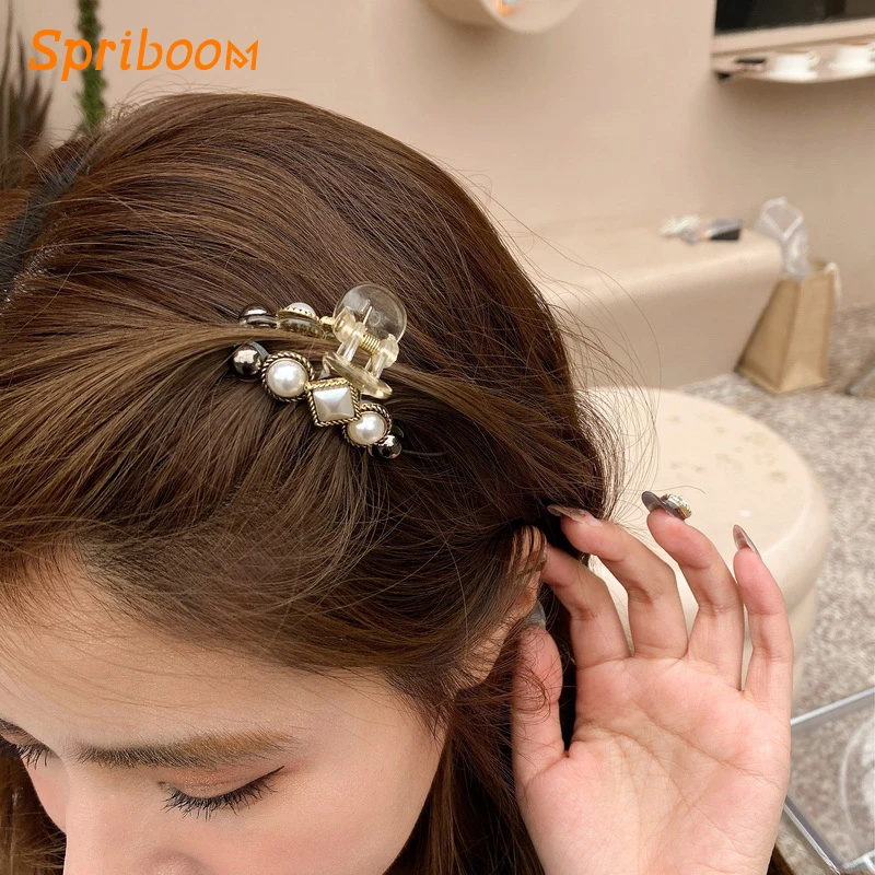 Vintage Pearl Mini Hair Claws Retro Small Cute Shark Hairclips Crab Clip Claw Korean Heart Side Clips Bangs Hairpins for Girls
Vintage Pearl Mini Hair Claws Retro Small Cute Shark Hairclips Crab Clip Claw Korean Heart Side Clips Bangs Hairpins for Girls