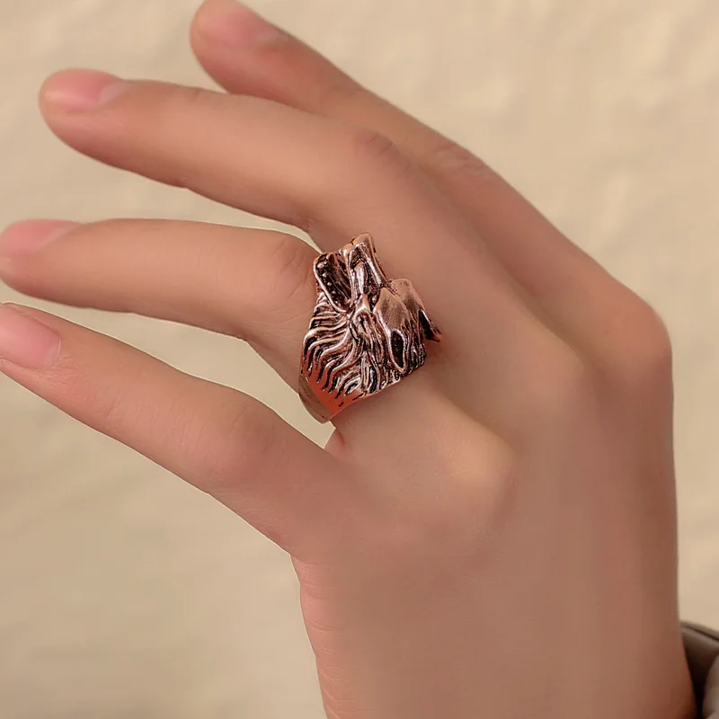 Fashion Retro Rose Gold color Wolf Head Ring for Man Punk Silver color Gold color Wolf Rings Man Jewelry Accessories Gift Charm
Fashion Retro Rose Gold color Wolf Head Ring for Man Punk Silver color Gold color Wolf Rings Man Jewelry Accessories Gift Charm
