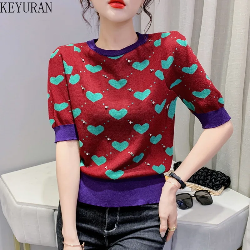 2022 Spring Red Jacquard Love Print Diamond Sweater Women Short Sleeve O Neck Slim Casual Pullover Knitted T Shirts Tops Jumpers
2022 Spring Red Jacquard Love Print Diamond Sweater Women Short Sleeve O Neck Slim Casual Pullover Knitted T Shirts Tops Jumpers