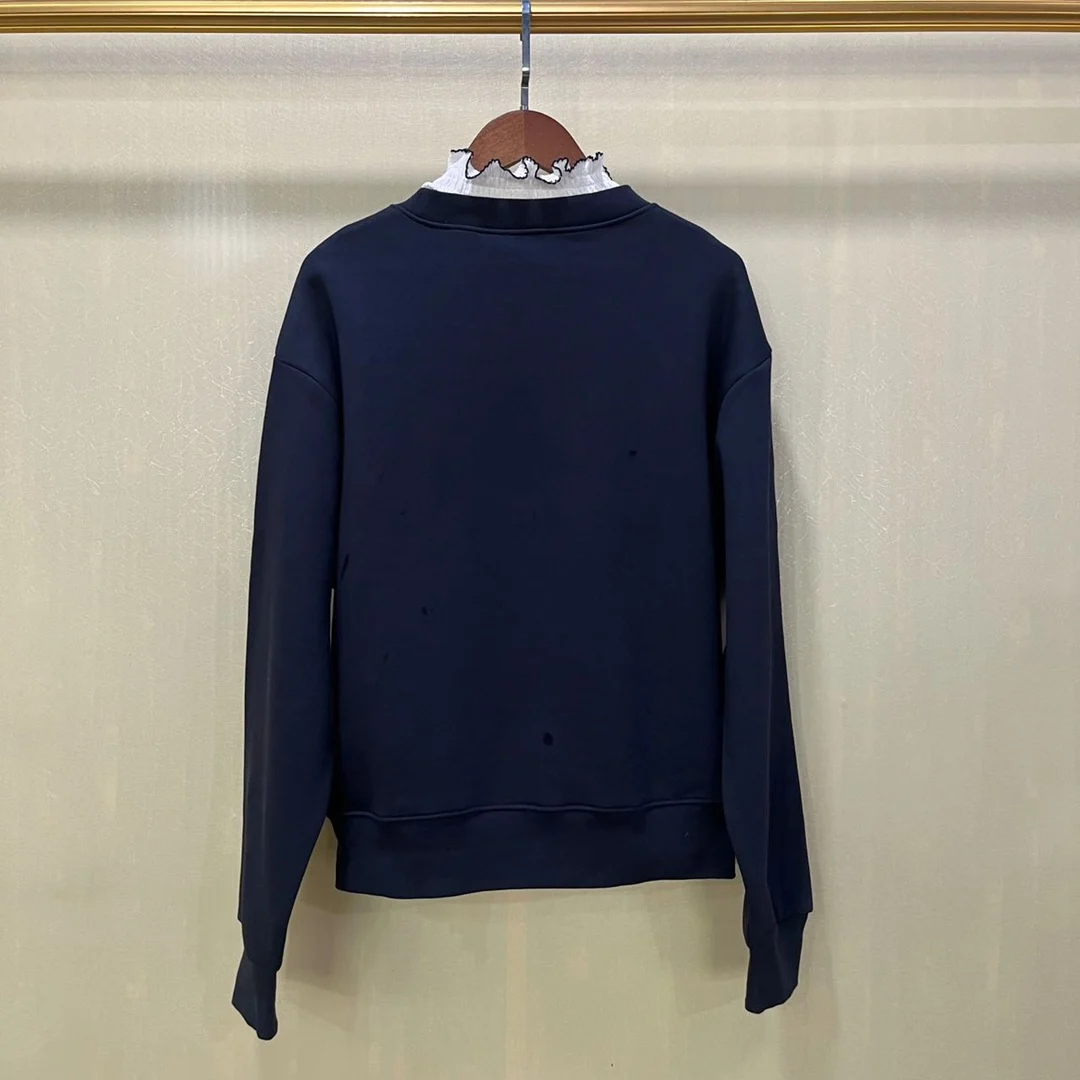 Women Stitching Ruffled Neck Letter Flower Embroidery Long Sleeve Sweatshirt
Women Stitching Ruffled Neck Letter Flower Embroidery Long Sleeve Sweatshirt