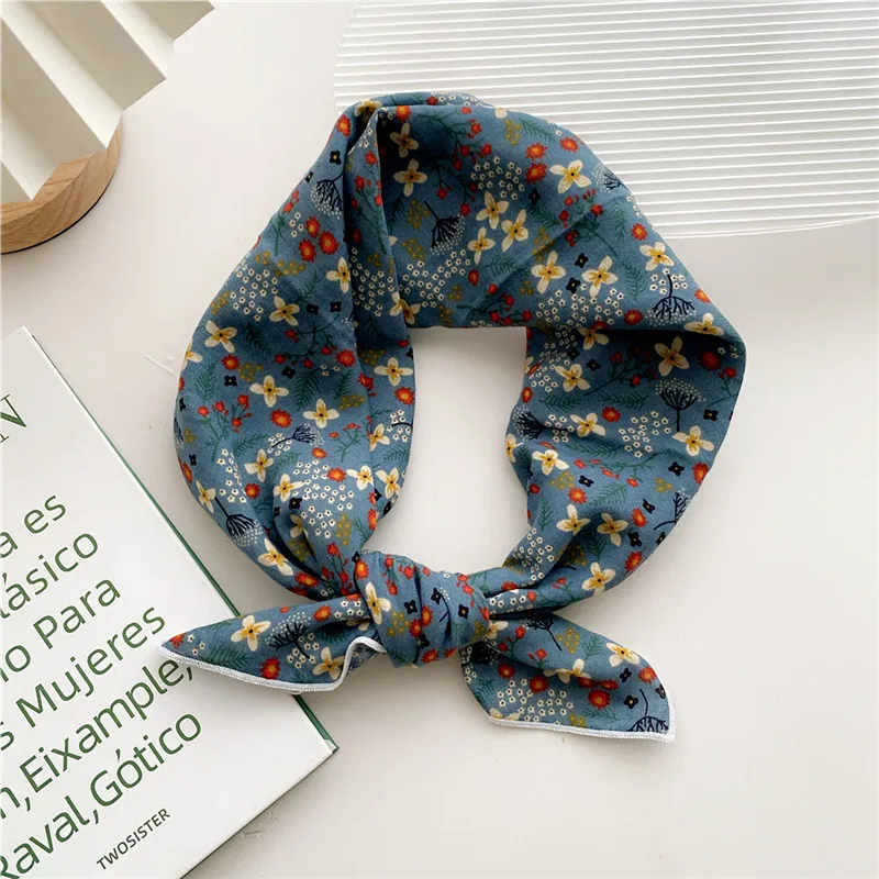 Fashion Small Polka Daisy Floral Square Viscose Shawl Scarf High Quality Print Soft Wrap Headband Bufandas Muslim Hijab 55*55Cm 
Fashion Small Polka Daisy Floral Square Viscose Shawl Scarf High Quality Print Soft Wrap Headband Bufandas Muslim Hijab 55*55Cm