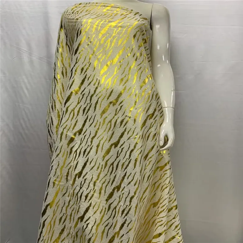 5 Yard Dry Lace Fabric Soft Latest Heavy Beaded Print Gold African Cotton Swiss Voile Popular Dubai Style LXE031206
5 Yard Dry Lace Fabric Soft Latest Heavy Beaded Print Gold African Cotton Swiss Voile Popular Dubai Style LXE031206