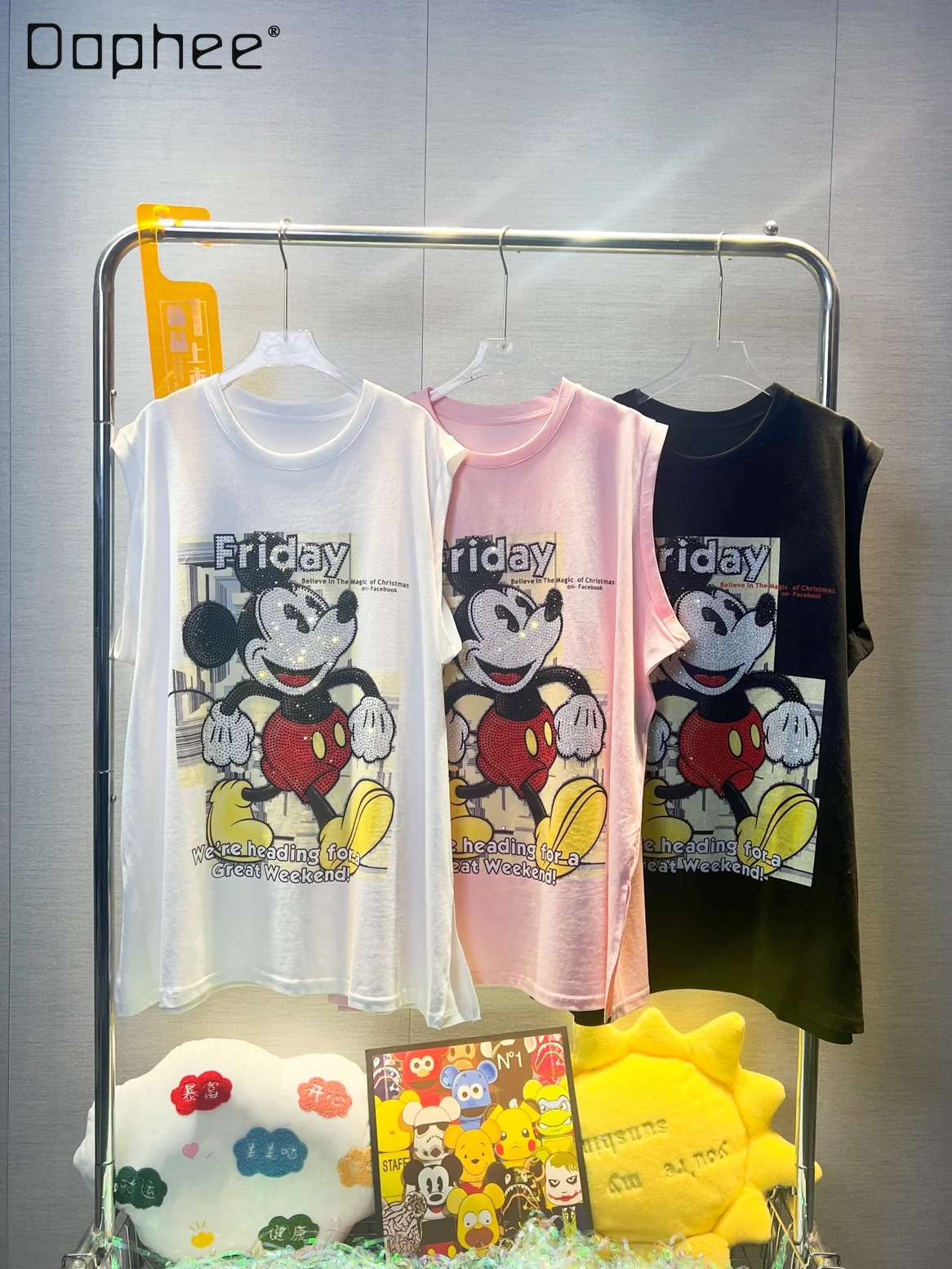 Fashion Brand Rhinestone Cartoon Sleeveless Vest Female 2023 Summer New Round Neck T-shirt Loose Mid-Length Top Women Clothing
Fashion Brand Rhinestone Cartoon Sleeveless Vest Female 2023 Summer New Round Neck T-shirt Loose Mid-Length Top Women Clothing