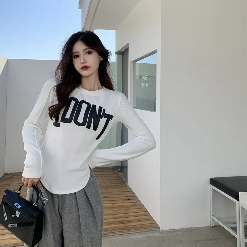 Korean Fashion Casual Irregular Tops 2023 Spring Letter Print T-shirts Sexy Slim Long Sleeve Tee Shirts Style Streetwear
Korean Fashion Casual Irregular Tops 2023 Spring Letter Print T-shirts Sexy Slim Long Sleeve Tee Shirts Style Streetwear