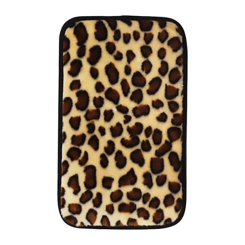 Leopard Print Four Seasons Car Armrest Cover Mat Universal Center Console Cover Pad Armrest Pad Auto Accessories Interior 
Leopard Print Four Seasons Car Armrest Cover Mat Universal Center Console Cover Pad Armrest Pad Auto Accessories Interior