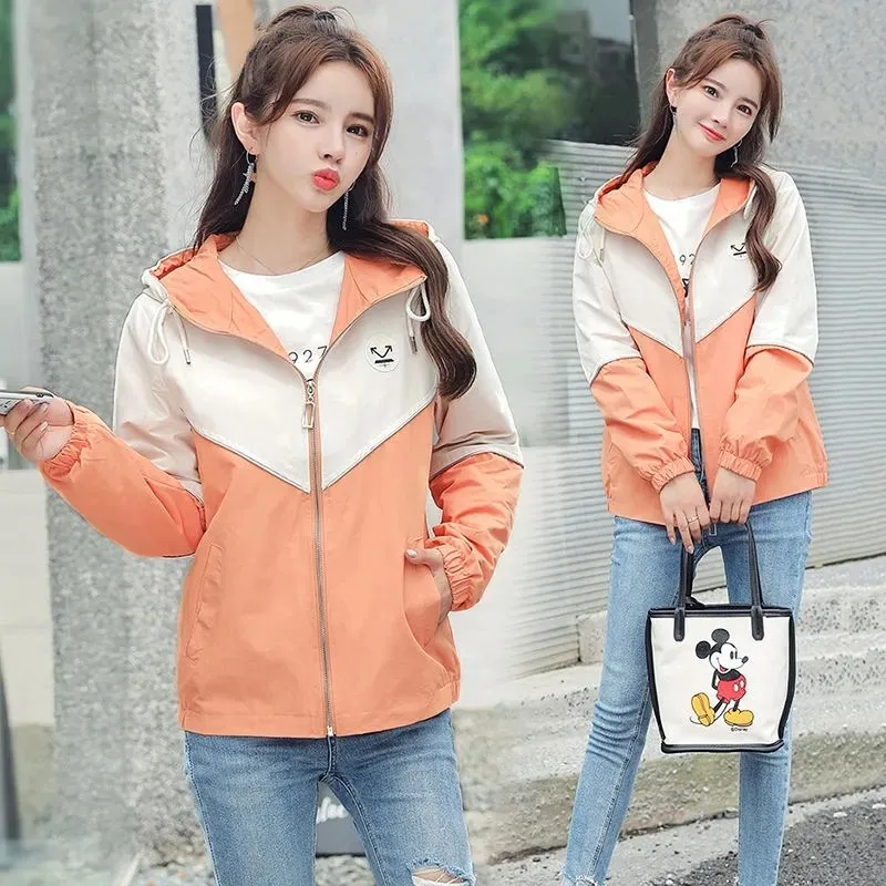 Short Jackets Women's 2022 New Paneled Hooded Outwear Spring Autumn Casual Coats Long Sleeve Zipper Pockets Baseball Uniform Top
Short Jackets Women's 2022 New Paneled Hooded Outwear Spring Autumn Casual Coats Long Sleeve Zipper Pockets Baseball Uniform Top