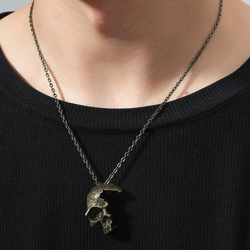 Vintage Bronze Necklace Antique Silver Plated Alloy Skeleton Pendant Retro Half Skull Necklace Gothic Jewelry Choker Pendants
Vintage Bronze Necklace Antique Silver Plated Alloy Skeleton Pendant Retro Half Skull Necklace Gothic Jewelry Choker Pendants