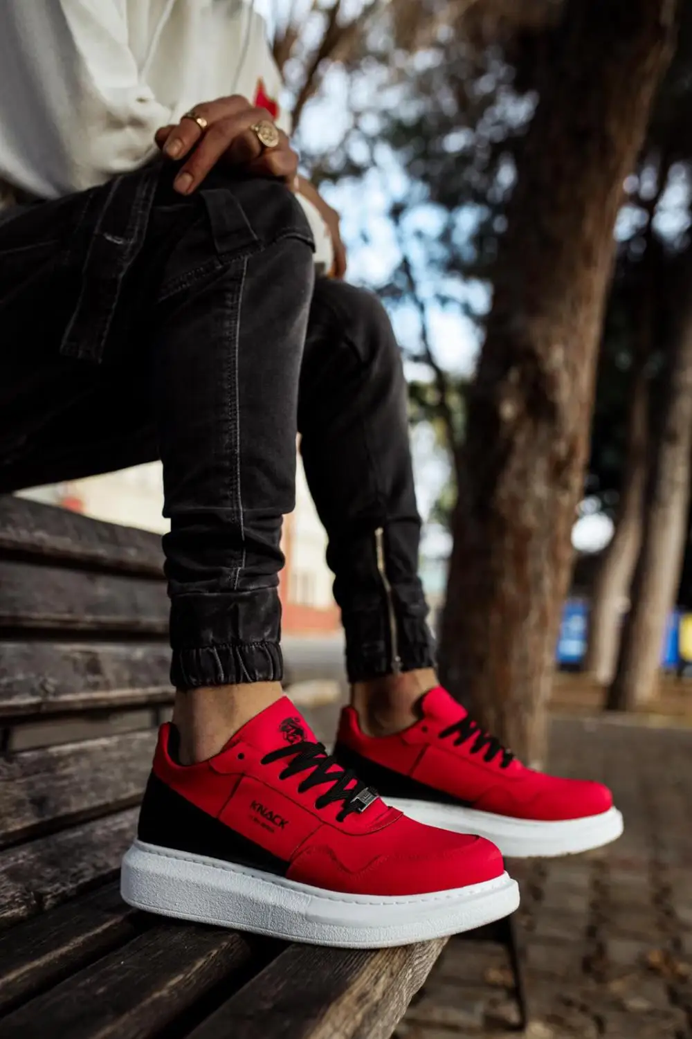 Knack Casual Men's Suede Shoes Red and Black Color Artificial Leather High Sole Lace-Up Stitched Spring and Fall Sneakers White High Sole Air Comfortable Male Running Original Fashion Flexible Sole Durable Stunning 040
Knack Casual Men's Suede Shoes Red and Black Color Artificial Leather High Sole Lace-Up Stitched Spring and Fall Sneakers White High Sole Air Comfortable Male Running Original Fashion Flexible Sole Durable Stunning 040