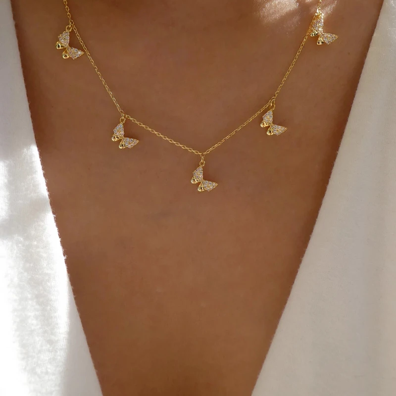 Cute Vivid Crystal Butterfly Pendant Necklaces for Women Girl Gold Color Chain Collar Choker Necklace Shine Jewelry Party Gift
Cute Vivid Crystal Butterfly Pendant Necklaces for Women Girl Gold Color Chain Collar Choker Necklace Shine Jewelry Party Gift
