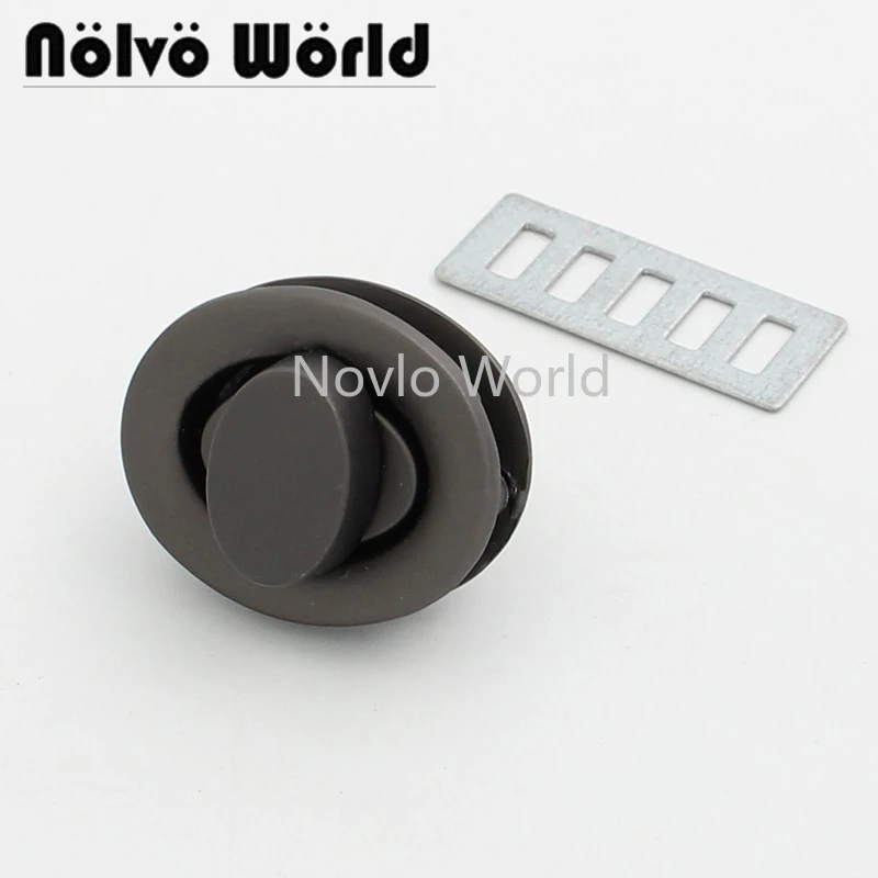 5-20 pieces 26x21mm matte gun classical oval twist turn lock for retro man bag Handbag closured DIY Leather Bag Accessories
5-20 pieces 26x21mm matte gun classical oval twist turn lock for retro man bag Handbag closured DIY Leather Bag Accessories