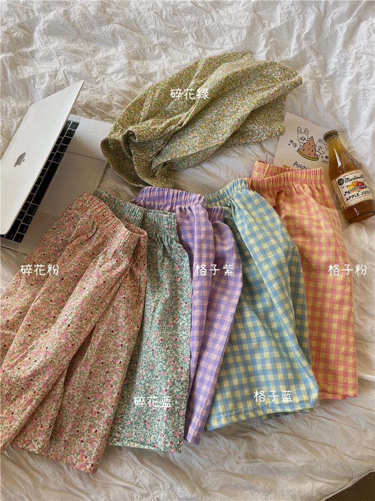 JMPRS Floral Plaid Shorts Women Summmer 2022 Korean Fashion Loose All-match Elastic Waist Casual Snack Pants Home Pajama Pants
JMPRS Floral Plaid Shorts Women Summmer 2022 Korean Fashion Loose All-match Elastic Waist Casual Snack Pants Home Pajama Pants