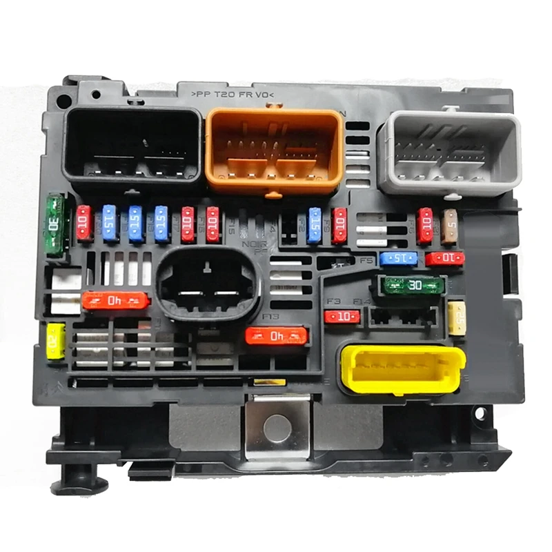 1 Piece Fuse Box Assembly 9666700480 For Peugeot 307/408/308 BSM R05 = R20 For Citroen C4 BSM
1 Piece Fuse Box Assembly 9666700480 For Peugeot 307/408/308 BSM R05 = R20 For Citroen C4 BSM